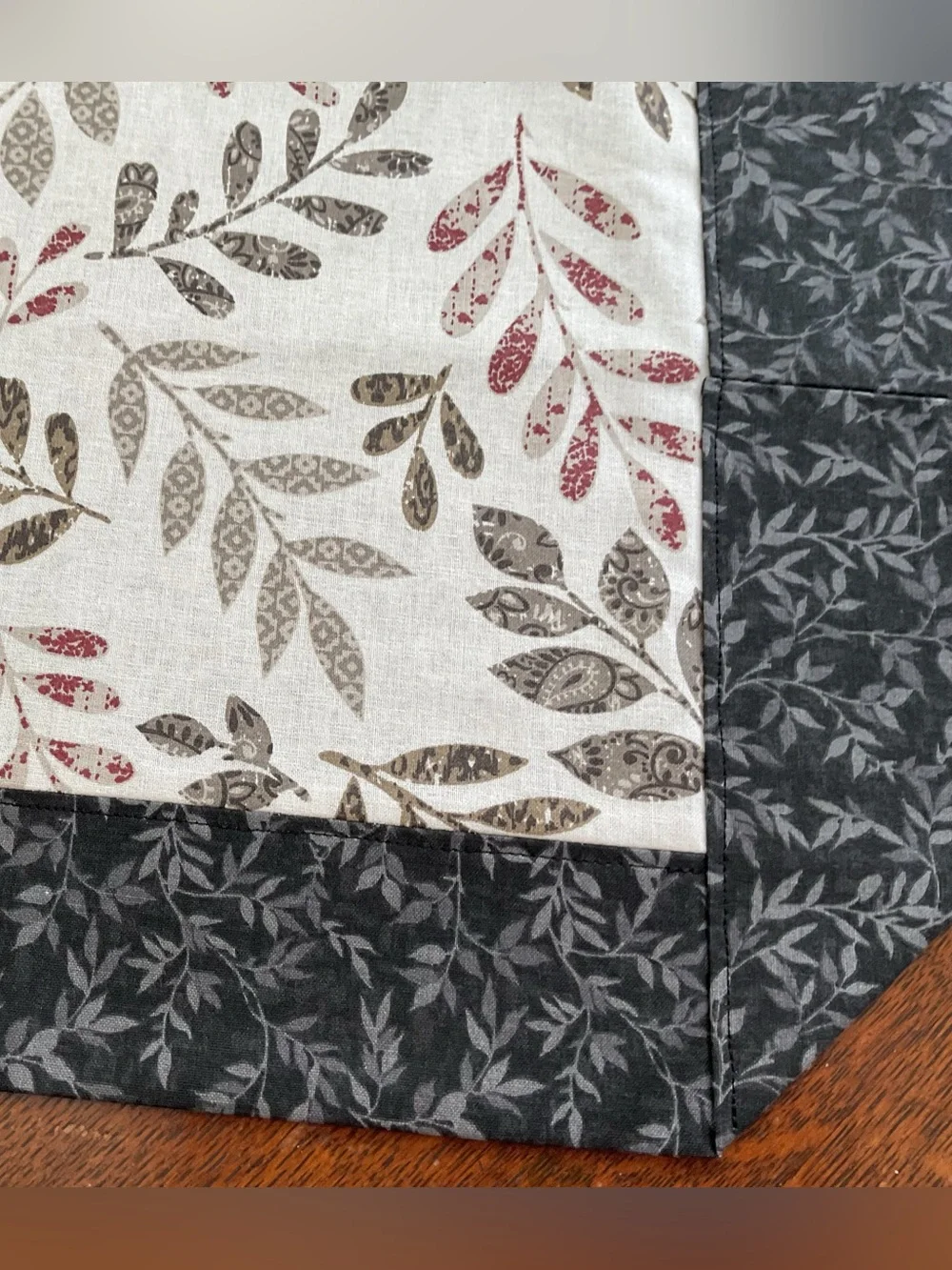 Handmade Reversible Black and Cream Leaf Pattern Table Runner